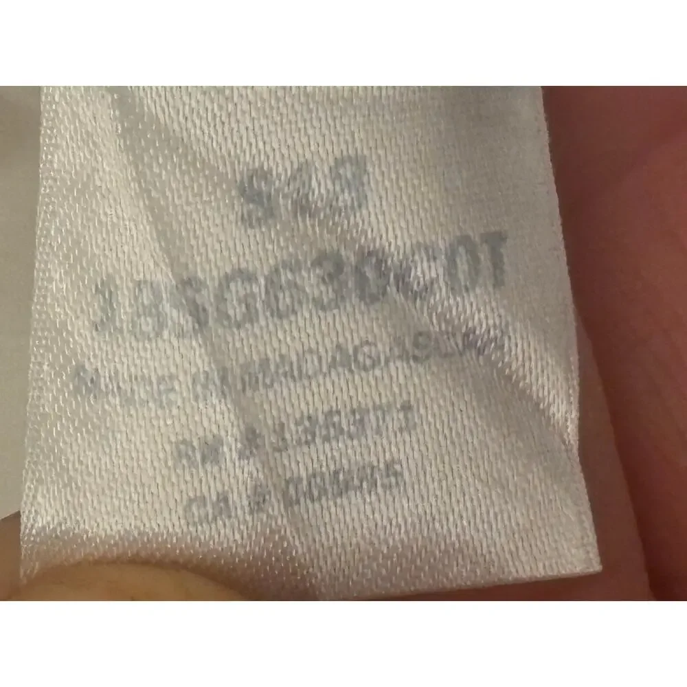 Oscar de la Renta worn by